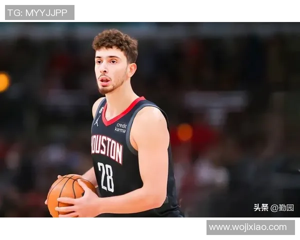 申京真成火箭老迈了！能控制关键球，攻守蜕变打成持球大核！